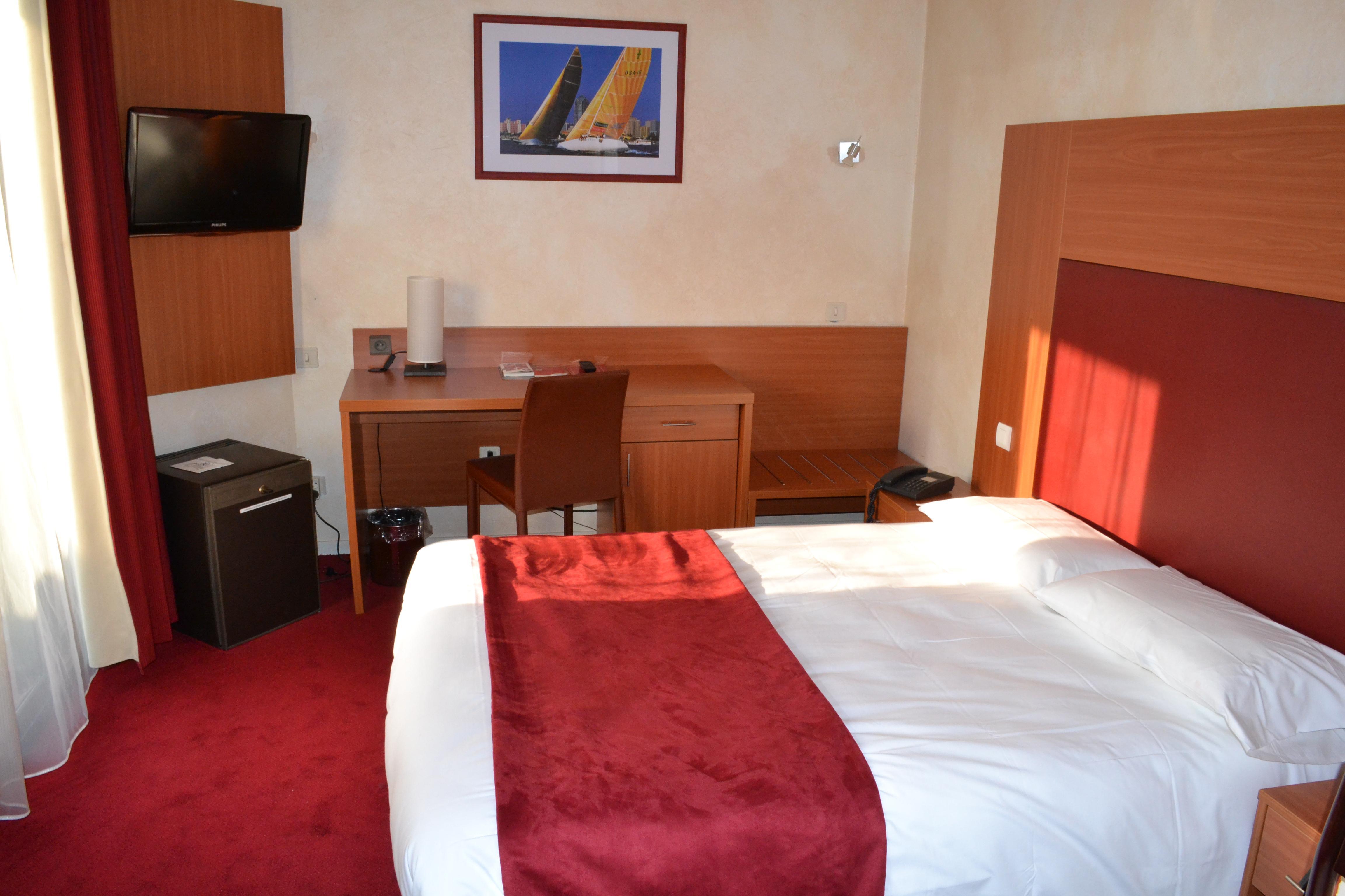 The Originals City, Hotel Le Sextant, Toulouse Sud Labege Bagian luar foto