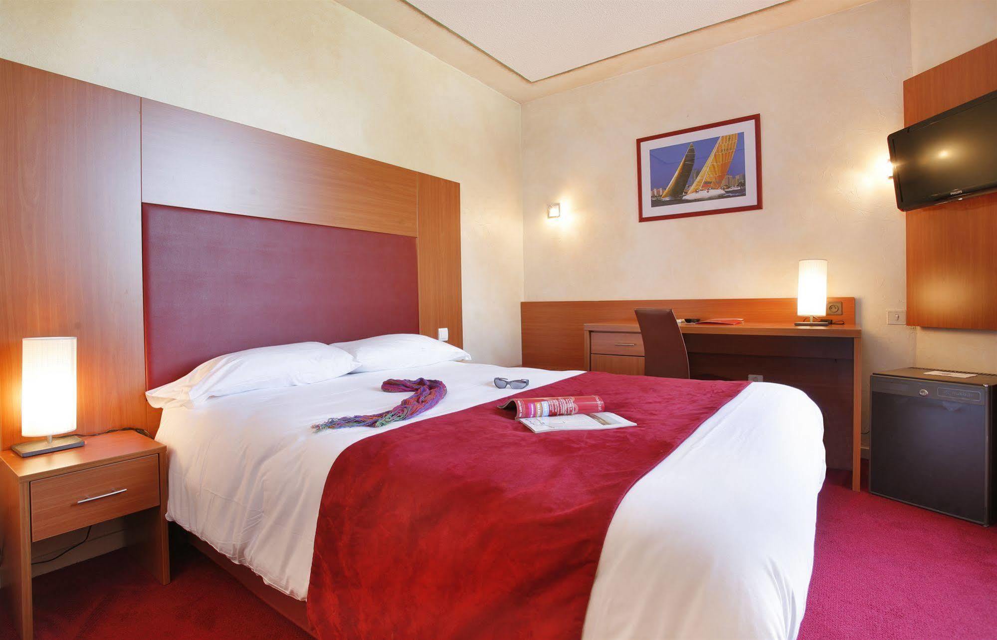 The Originals City, Hotel Le Sextant, Toulouse Sud Labege Bagian luar foto